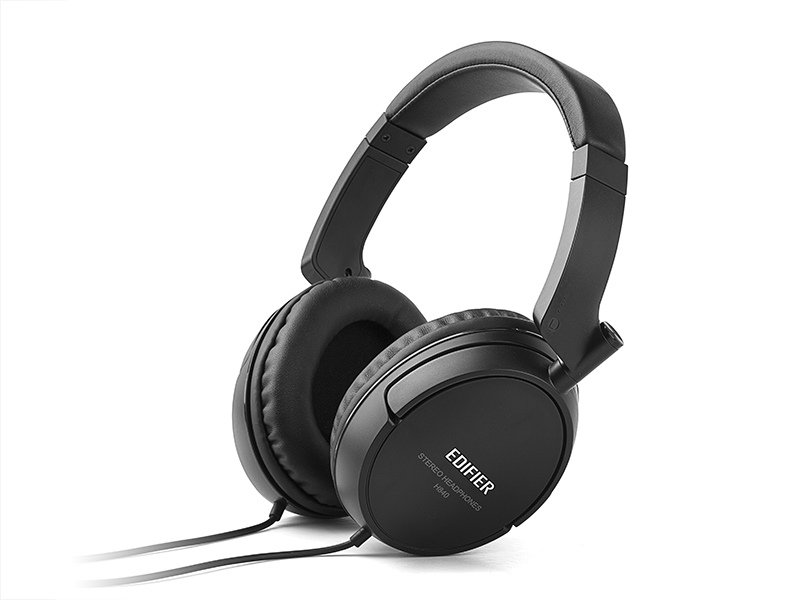 h-840-black1_1_.jpg