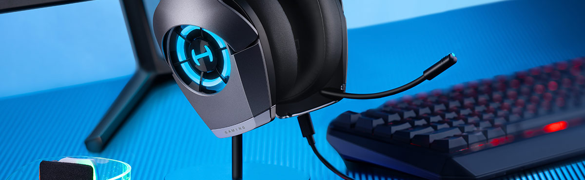 Headset Gamer com RGB Headset Gamer com RGB